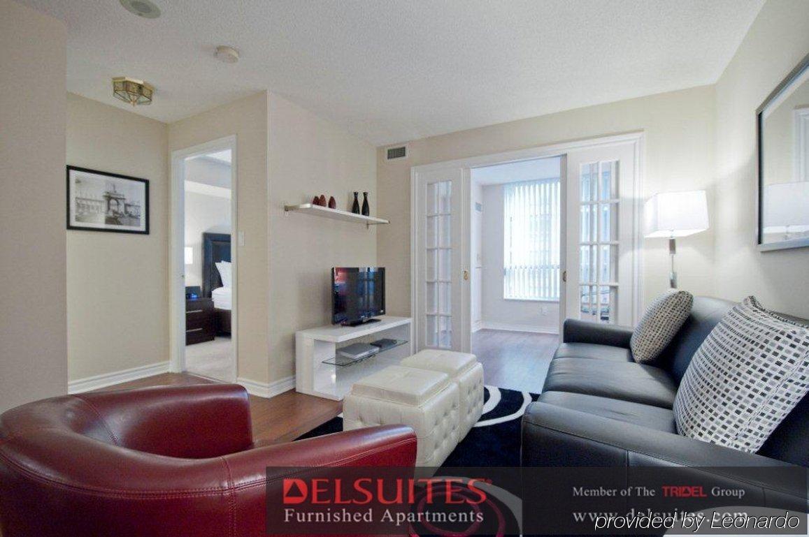 Toronto Luxury Accommodations - QWEST Esterno foto