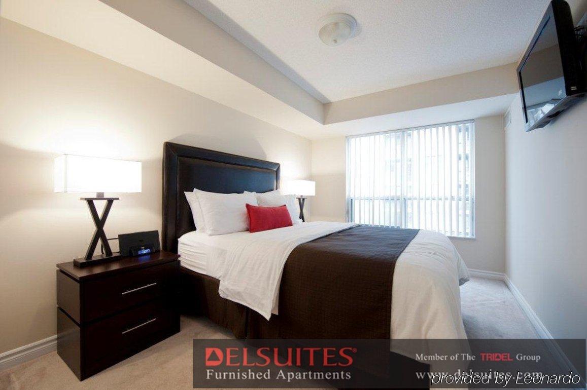 Toronto Luxury Accommodations - QWEST Esterno foto